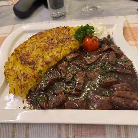 فندق Sonnenhotel Soldanella Sonneck 3*