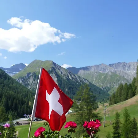 فندق Sonnenhotel Soldanella Sonneck سامنون