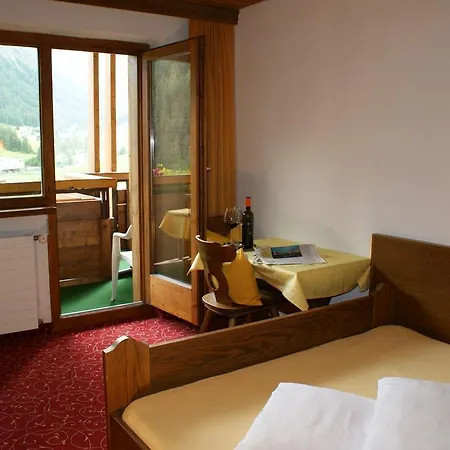 Hotel Sonnenhotel Soldanella Sonneck Samnaun