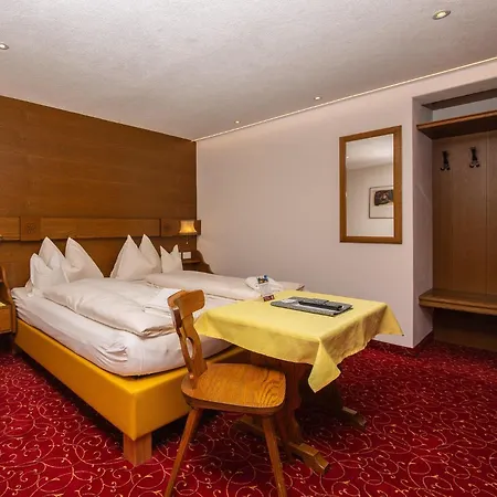 Hotel Sonnenhotel Soldanella Sonneck Samnaun