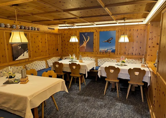 Hotel Sonnenhotel Soldanella Sonneck 3*