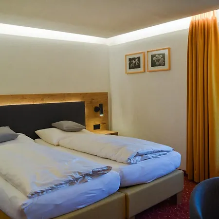 Hotel Sonnenhotel Soldanella Sonneck Samnaun