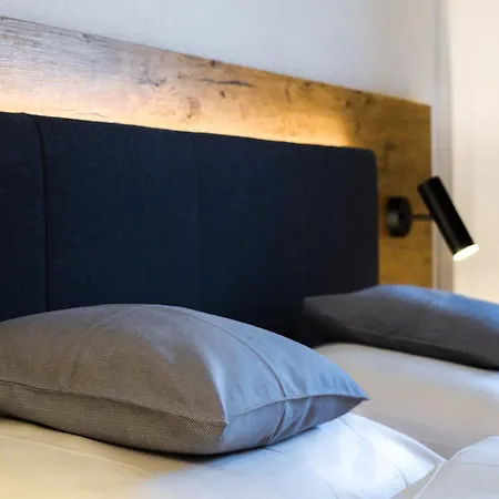 ホテル ゾンネンホテル ソンダネラ ゾンネック 3*