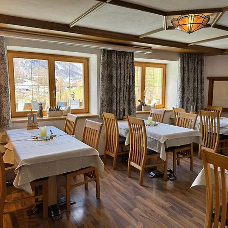 ゾンネンホテル ソンダネラ ゾンネック ザムナウン