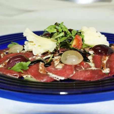 ゾンネンホテル ソンダネラ ゾンネック 3* ザムナウン