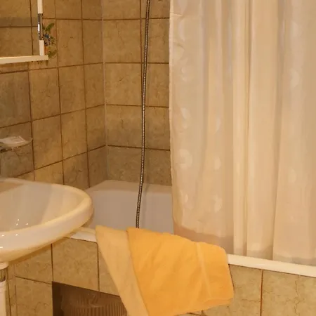 ゾンネンホテル ソンダネラ ゾンネック 3*